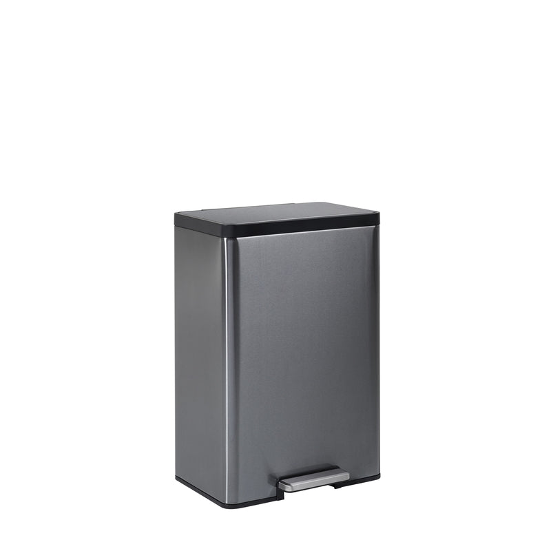 RUBBERMAID - Rubbermaid 12 gal Gray Stainless Steel Step-On Trash Can