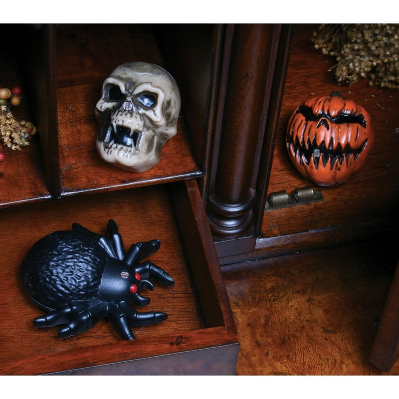 FUN WORLD - Fun World 6.5 in. Hidden Screamers Halloween Decor - Case of 12