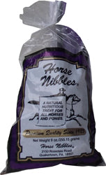 Horse Nibbles Treats (MOLASSES, 9 OZ)
