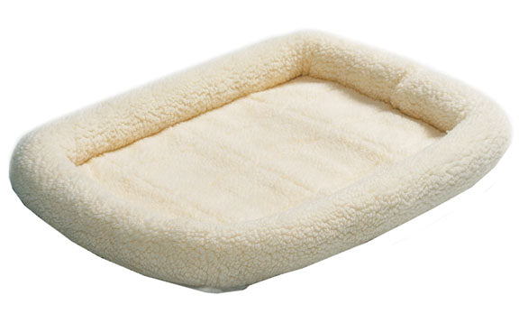 Quiet Time Sheepskin Bed (WHITE, 18X12 IN)