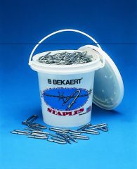 Bekaert Barbed Fence Staple Bezinal Coated Pail (8 GA-1.75 IN-8)